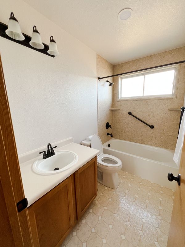 Top Bathroom Remodeling Companies in Holmen, WI